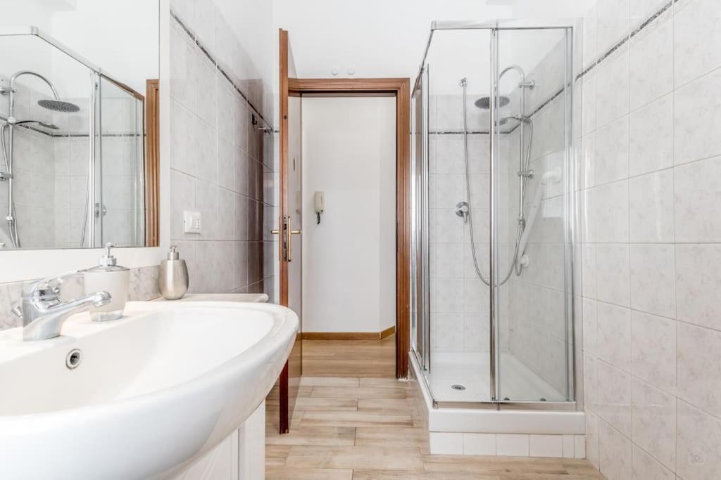 Ferienwohnung Tiburtina White House Rom Exterior foto